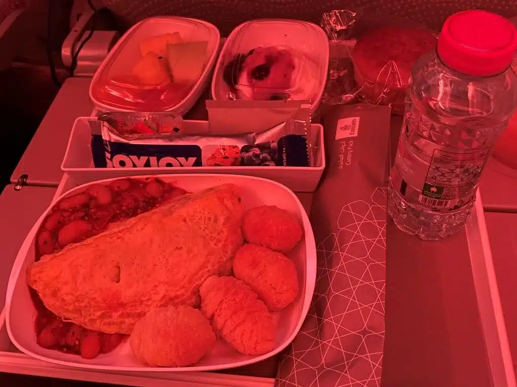 機内食のオムレツ